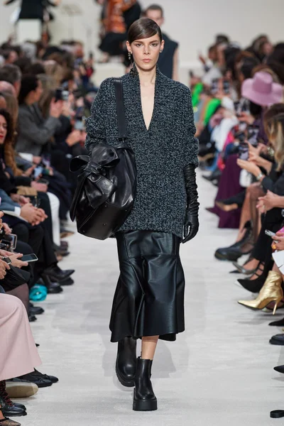 Look 62